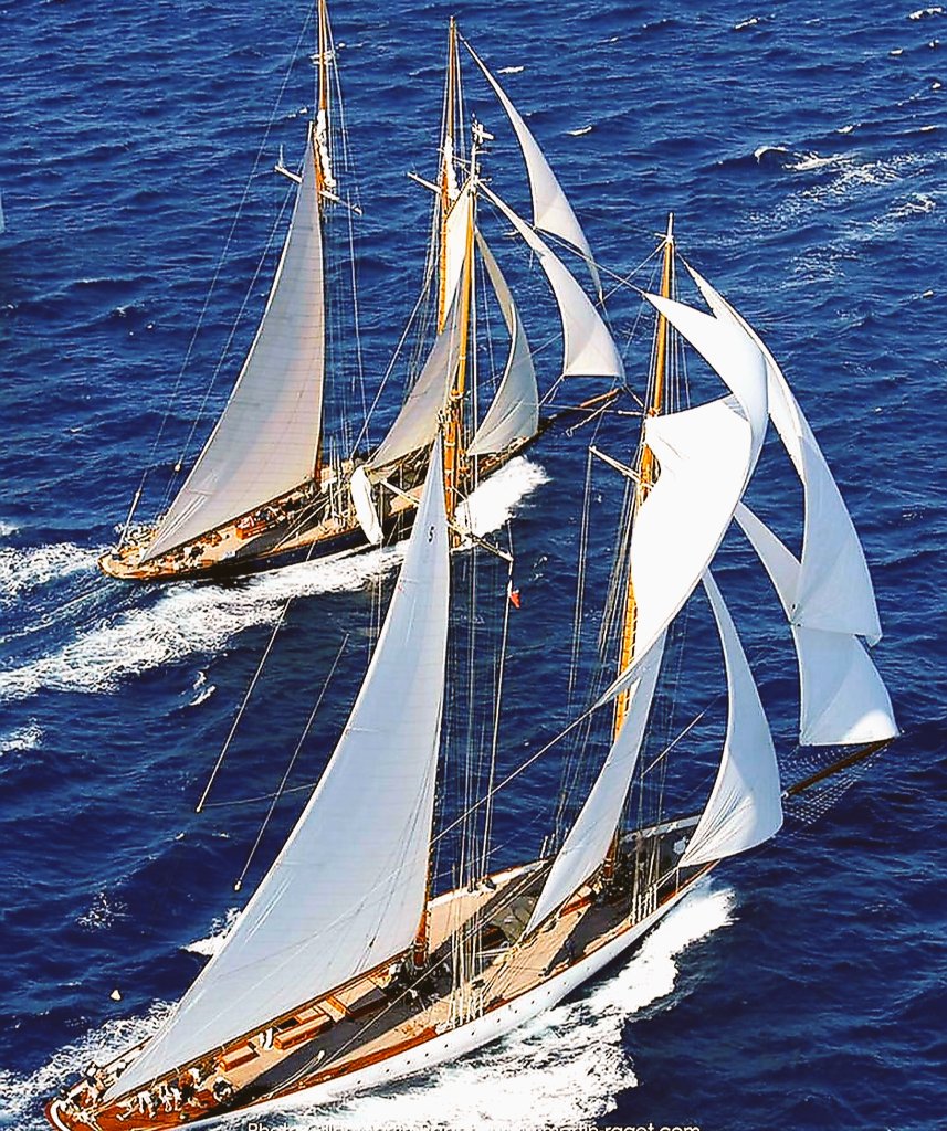 Buenos dias.💙
Alegria y buenos vientos para todos.🌐🎶🎶🌊⛵⚓