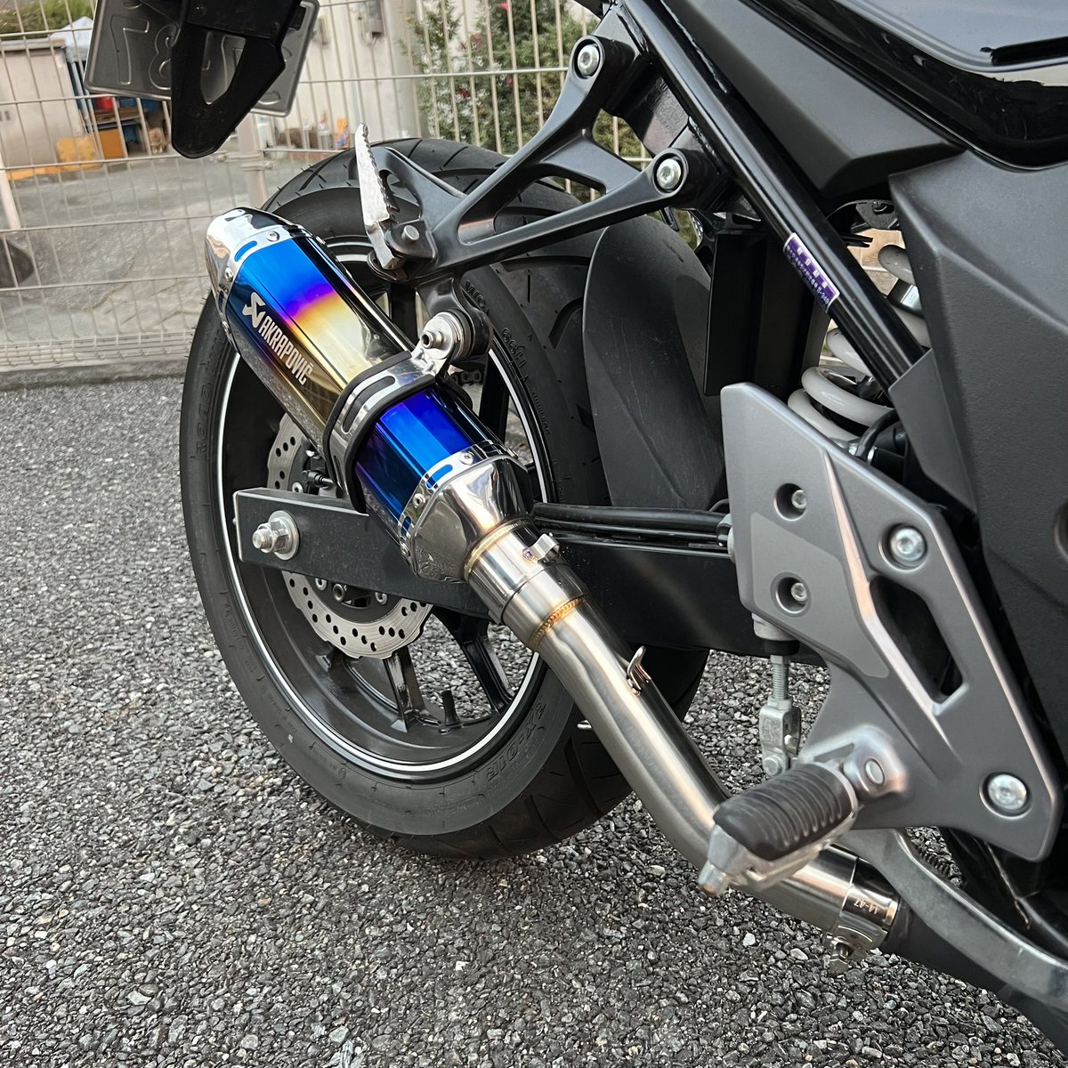 SIcv5's tweet photo. マフラー変えた！
いずれは本物買いたい笑 https://t.co/lvsZaC9MXL