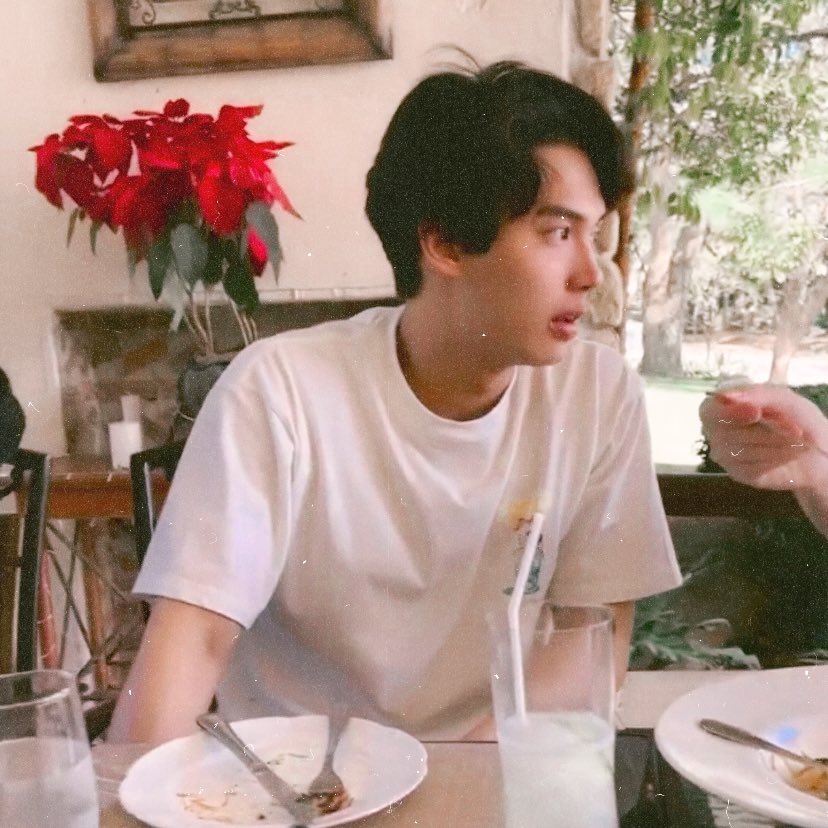 salaleyoo__'s tweet photo. 🤲🏻 #winmetawin https://t.co/I1sVfGq5TN