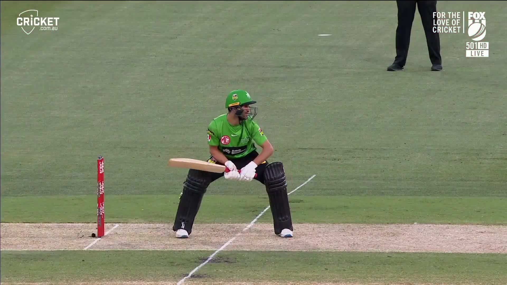 Mufaddal Vohra Qais Ahmed S Batting Stance In The Big Bash League T Co Ccdpvxxdy1 Twitter