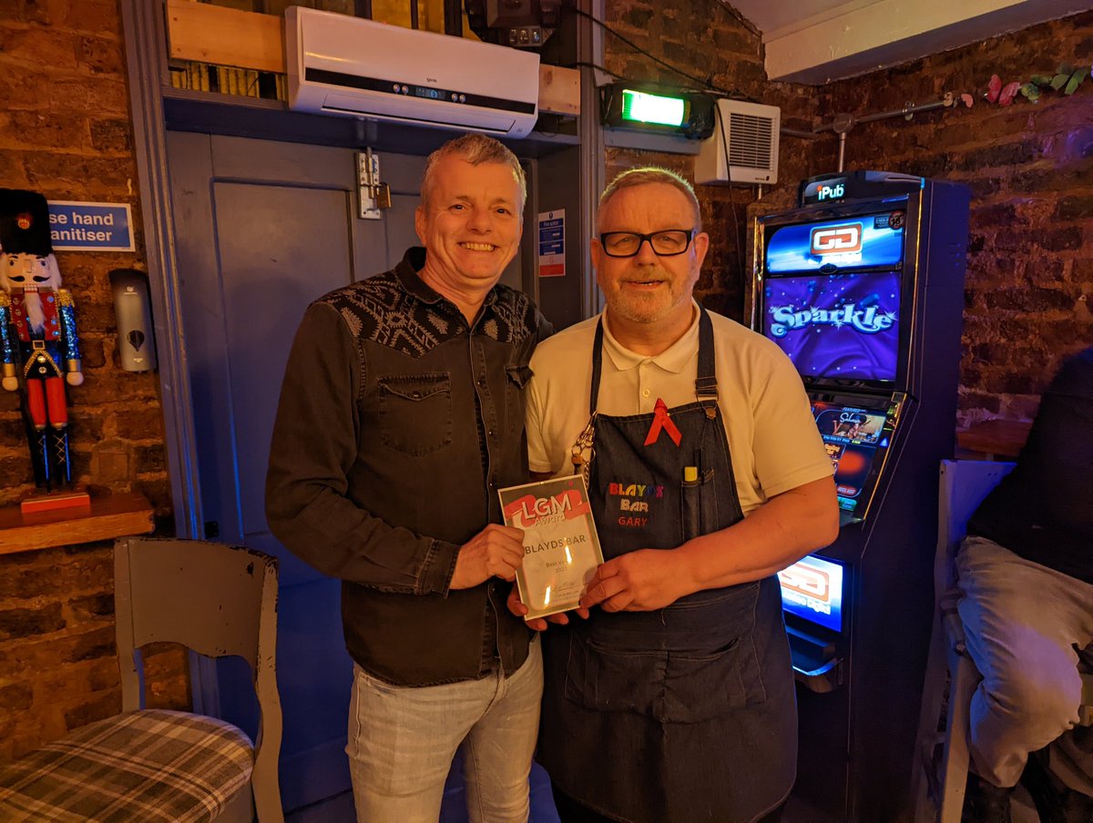 leeds_men's tweet photo. Blayds Bar were delighted to win the LGM Recognition Award for Best Venue 2021. Gary kindly accepted on behalf of all the Blayds Team. Well done guys x #leedsgaymen #blayds #leedslgbt #lgbtsocial #queerleeds #lgbtsocial #gayleeds #socialnotsexual https://t.co/qgZfjJ7fGC