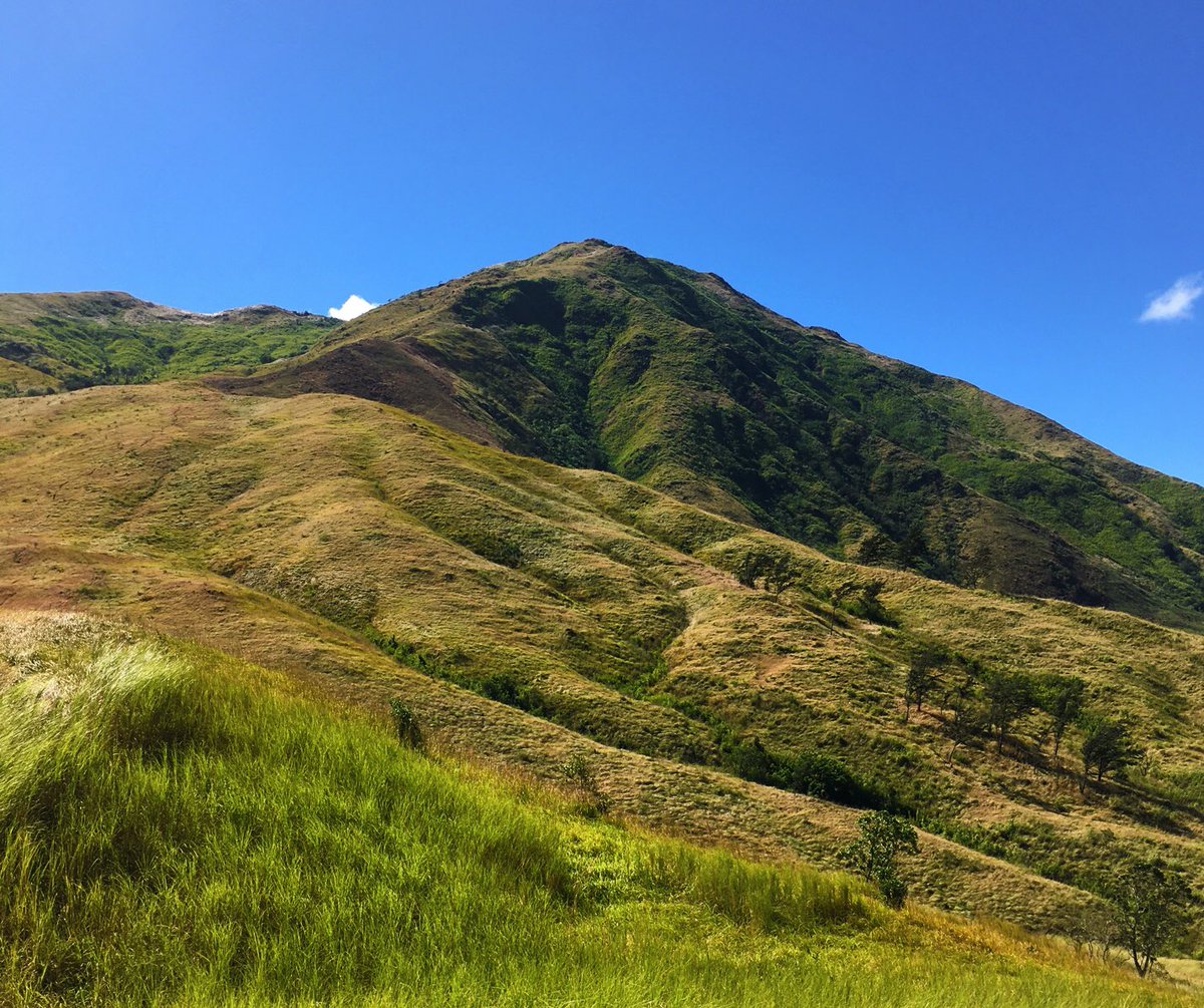 JeyBinMohd's tweet photo. Year-end hike: Cawag Hexa✨

📍Mt. Dayungan
📍Mt. Balingkilat
📍Mt. Bira-Bira (overlooking Nagsasa Cove)
📍Mt. Cinco Picos https://t.co/EL1WA12CDy