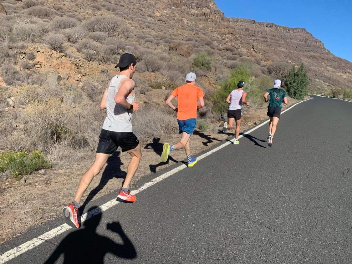"climbing" the valley towords Soria on Gran Canaria in good company. 3*12' in lower threshold pace. been doing more threshold sessions lately to fill a void in my training diary. feels good to get some sun and warm weather during wintertime. 📷<a href="/Kvaal_Osterbo/">Øystein K. Østerbø</a>
