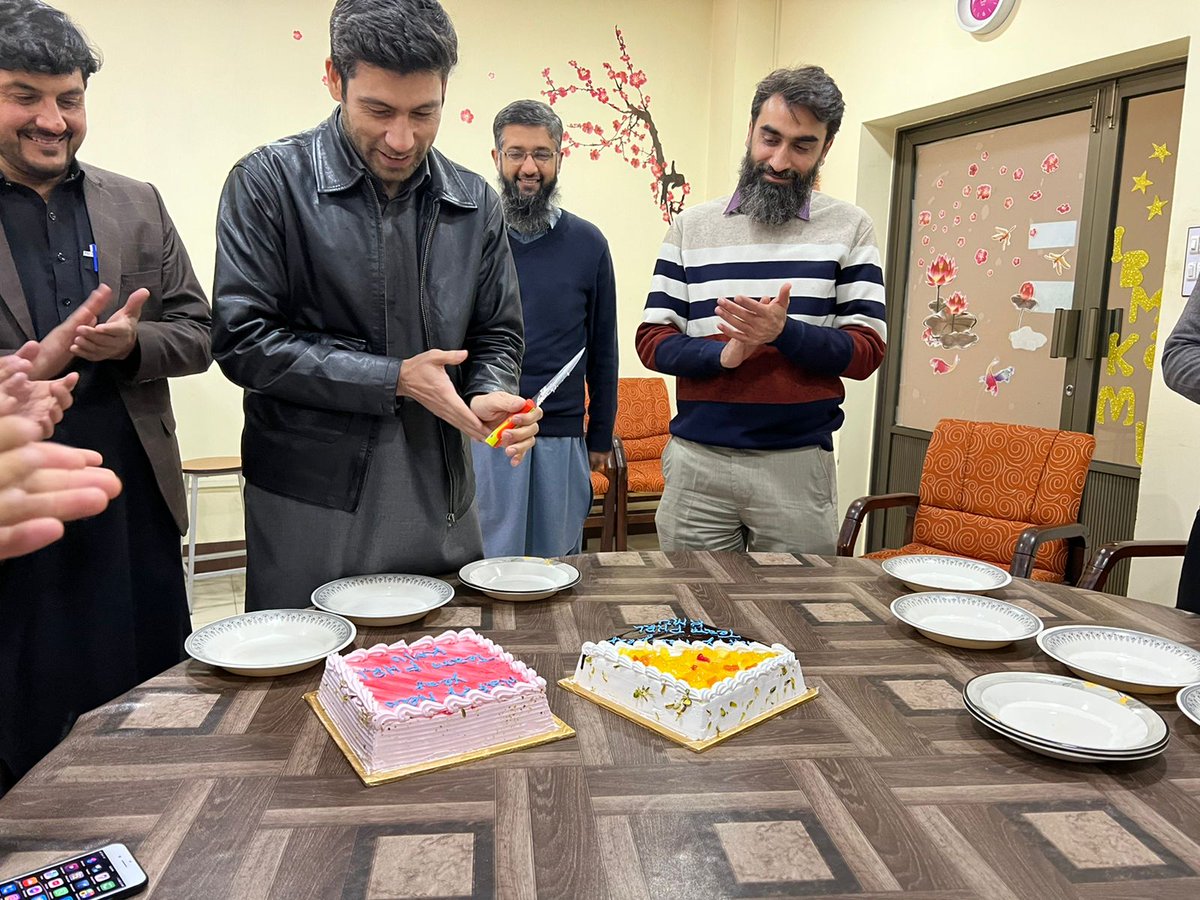 PHRLLab's tweet photo. Each year-end marks a new beginning. To keep your spirit and determination unshaken, always have the faith and the courage to achieve everything you desire.
@Yasaryousafzai @nasirwazir40 @MrShahidkhalil 
#HappyNewYear #PHRL #KMU #NCOC https://t.co/XW0aMjqYdv