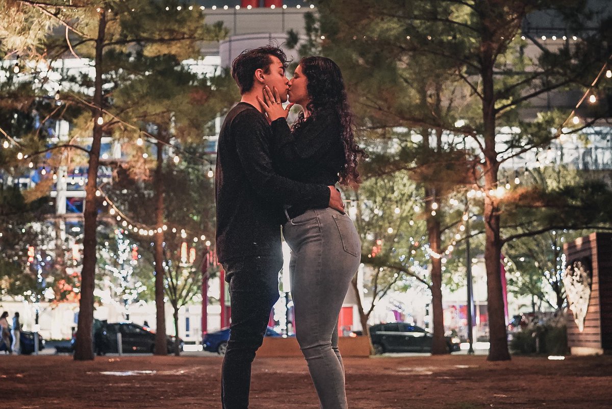 ACCCASTANEDA's tweet photo. 1 year with her was the absolute best and there’s many more to come ❤️ https://t.co/tcZ5Z4e0Le