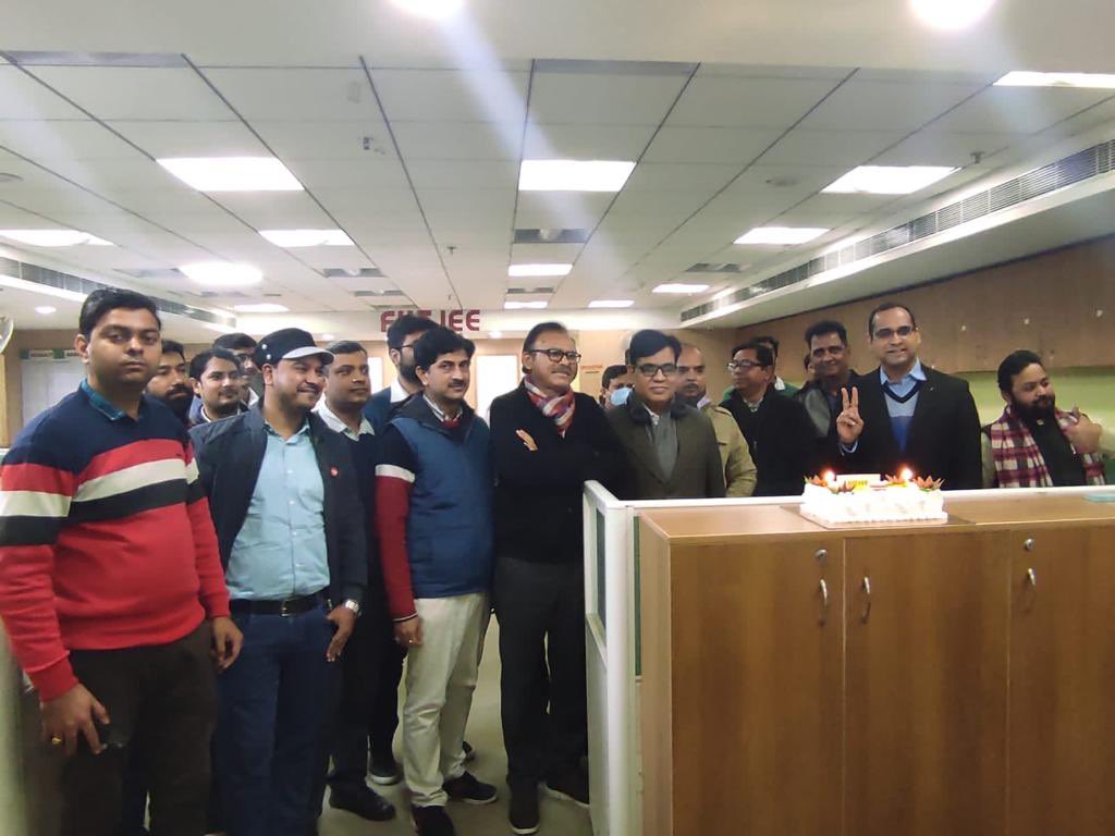 Fiitjee_Noida's tweet image. Team #FIITJEENoida welcomed the New Year 2022 warmly and wished to aim new heights of excellence and help our students to achieve their IIT dreams!!!

#FIITJEE #Noida #GreaterNoida #HappyNewYear #IITJEE #JEE
