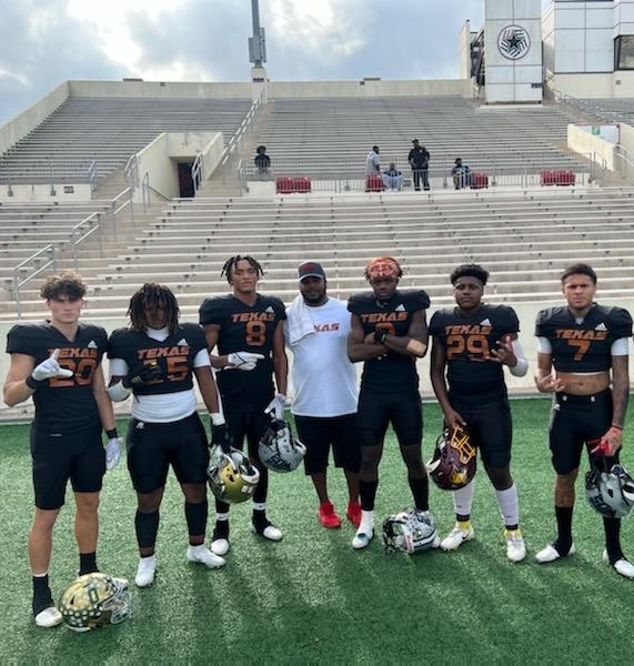 Priceless weekend !!! #NewYear2022 #TexasvsLouisiana ➡️#UAALLAMERICA22 #TrainFastfamily