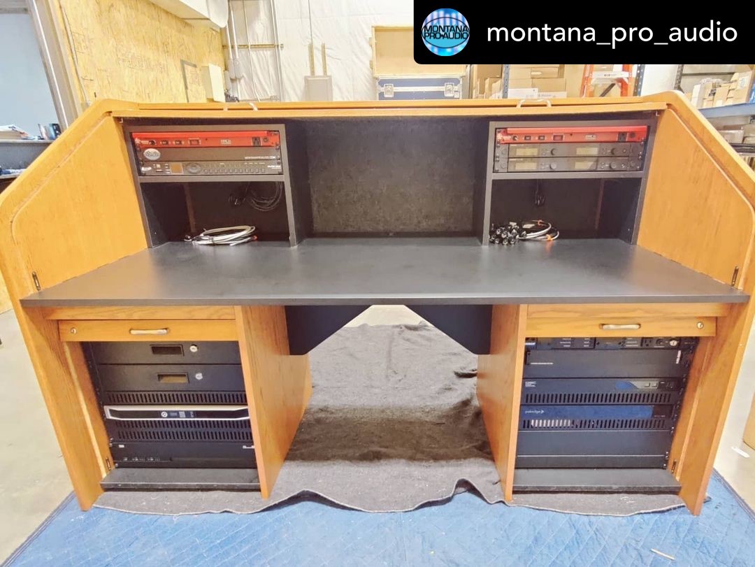 LeaProfessional's tweet image. 🤩 Montana Pro Audio is giving us desk envy. #DeskPower
▪▪▪▪▪
📸 • @montana_pro_audio: Prep work on this beautiful custom AV desk from @hsarolltops is complete! This desk will head to it's future home next week!
▪▪▪▪▪
More sharks in the wild 👉 bit.ly/3lfuIES