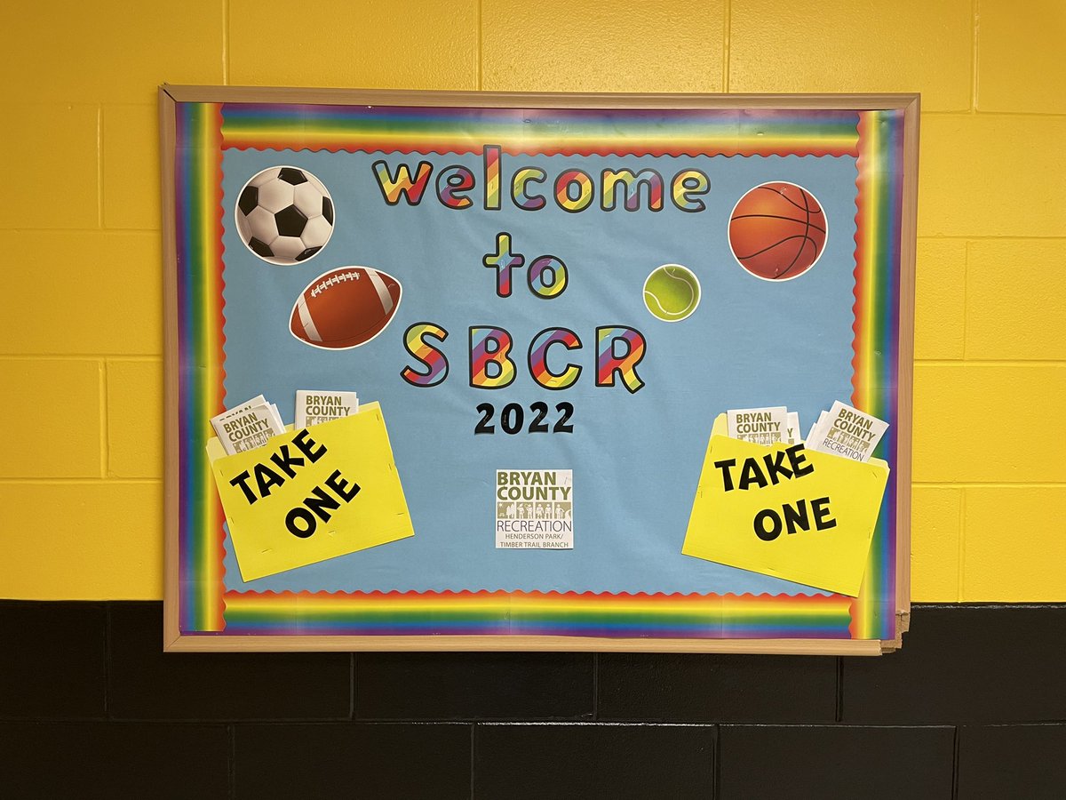 trbarrett7's tweet photo. RHHS Wildcat leadership and teachers are out in the community pitching in to help out where they can! This group organized concession shelves and created bulletin boards for the South Bryan recreation center. #livetogive #bth #onebryan https://t.co/Zc27xh7YFk