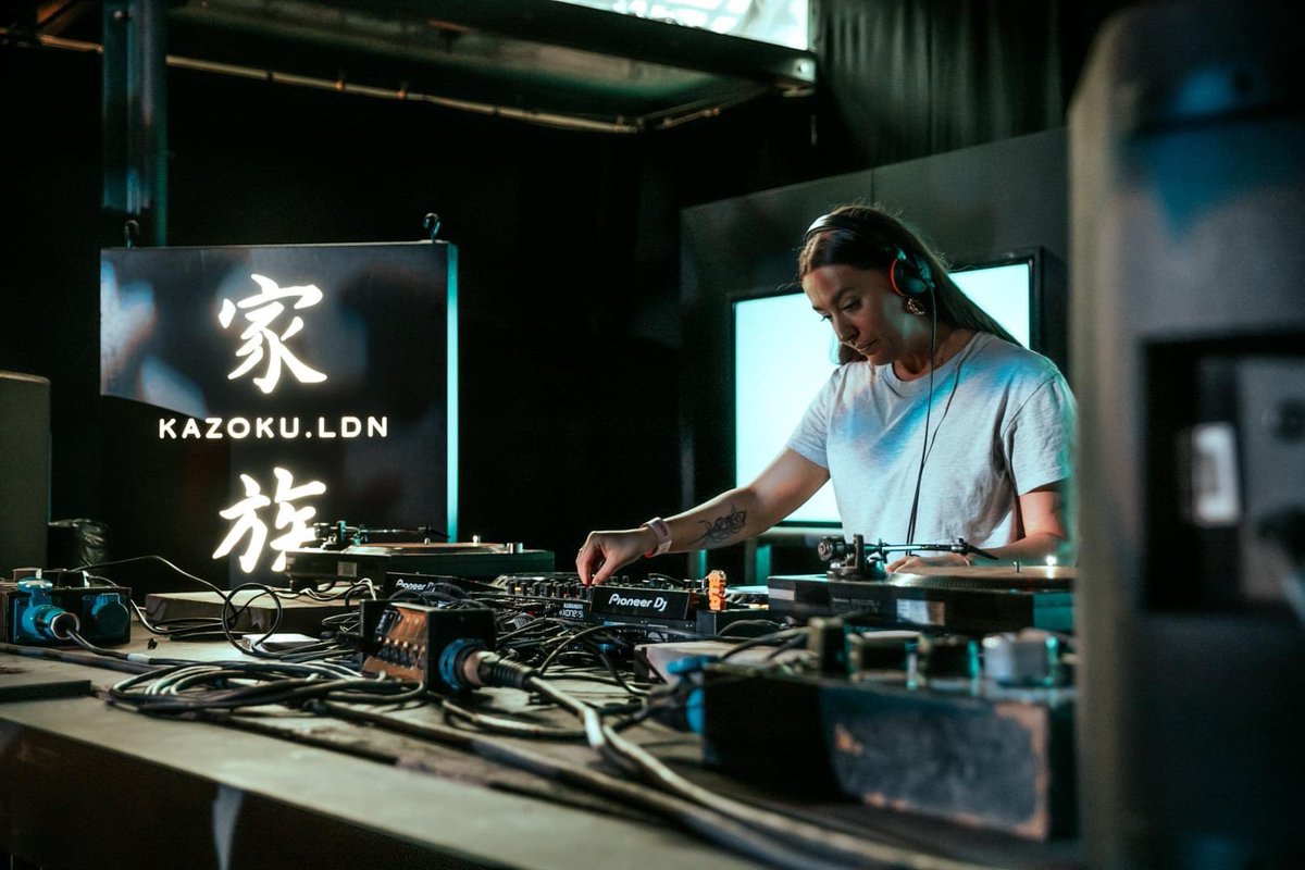 <a href="/ellafayden/">Ella Fayden</a>