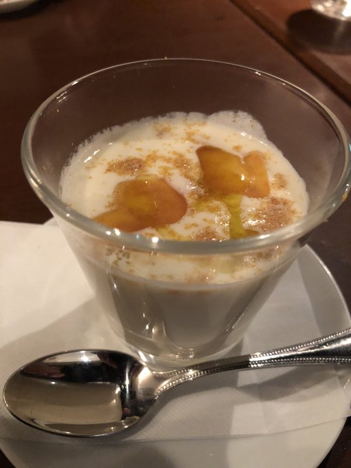 聖御院かぶらのカラスミ入りポタージュと炙りホタテのカルパッチョ!
素材の味を引き出しつつも技術が光りますね! 