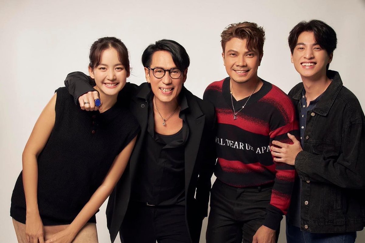 Nat_Sawek's tweet image. Photo @Nat_Sawek mv #ทุกวันได้ไหม #numkala #birdthongchai #bomaylada #gulfkanawut #กลัฟคณาวุฒิ #โบว์เมลดา