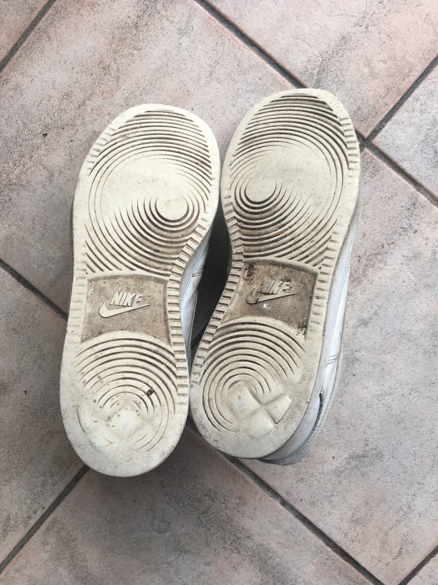 CashmasterDax's tweet photo. Eheh I’m back! #cashmaster #masterfeet #boyfeet https://t.co/D38xAv9NlL