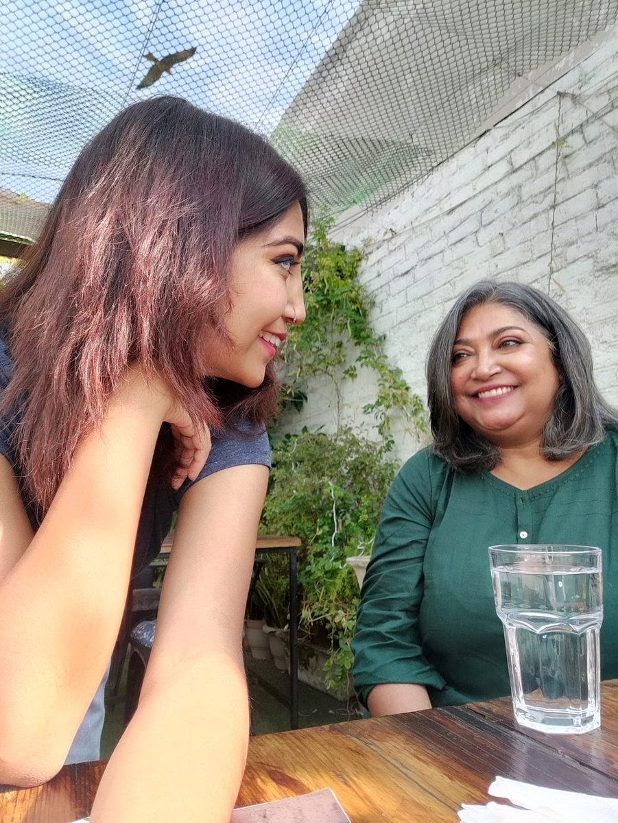Ishcomic's tweet photo. Mother and brat date 😃
Sometime Monday isn't that bad!
#FigandMaple
@sreoo_em https://t.co/kuJeONN05A
