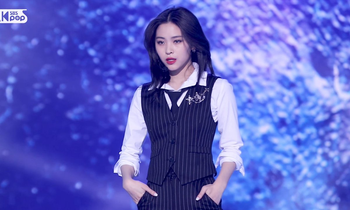 archiveryujin's tweet photo. fiction ryujin !! https://t.co/V4oxHfmHDR