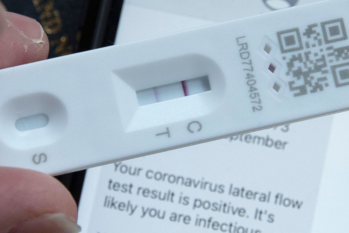 Share_Talk's tweet photo. A single company, SureScreen, is authorized to provide lateral flow testing to #UK Two #Chinese companies are relied upon by the government to fulfil its testing requirements. While ignoring #ODX #AVCT #NCYT #ABDX #GDR #BRH 🇬🇧 support homemade diagnostics
https://t.co/y7cAOY1Q4X https://t.co/5GZcxyj35e