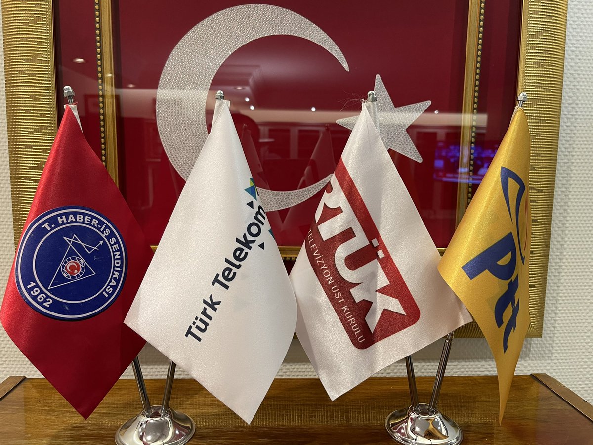 2-İçinde bulunduğumuz toplumumuzun tüm kesimlerini olumsuz etkileyen finansal kayıpların üyelerimizin lehine giderilmesi hususunda işverenlerimizden gerekli hassasiyetin gösterilmesi hususunda irade koymalarını acilen talep ediyoruz.

<a href="/TurkTelekom/">Türk Telekom</a> 
<a href="/rtukkurumsal/">RADYO VE TELEVİZYON ÜST KURULU</a> 
<a href="/PTTKurumsal/">PTT AŞ</a>