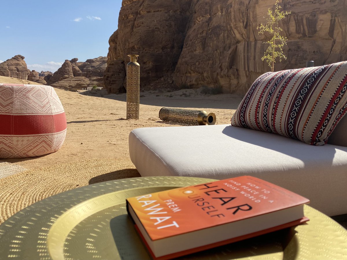 mitzdesai's tweet photo. @habitas_alula receptionist: “As you spend your time with us, we invite you to reflect on what brought you to this very moment…You are now in a place built with the intention to bring you closer to yourself…”

I got the #perfect #holiday #read, #HearYourselfBook by #PremRawat https://t.co/nGzgbHV3dT
