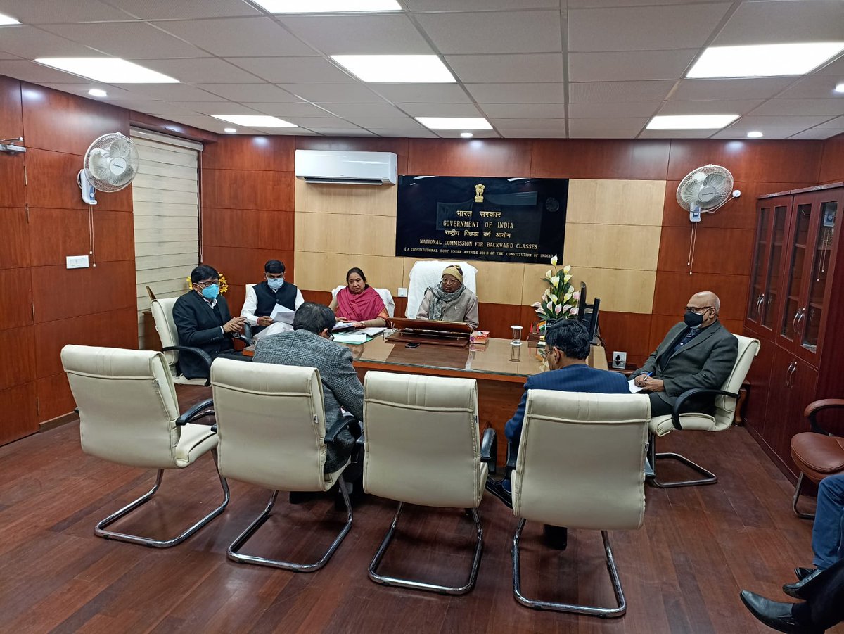 NCBC_INDIA's tweet photo. दिनांक 03-01-2022 को राष्ट्रीय पिछड़ा वर्ग आयोग, भारत सरकार, नई दिल्ली ने क्रीमी लेयर के रूप में पिछड़े वर्गों के व्यक्तियों को बाहर करने के लिए मानदंड के संबंध में मिली शिकायत को लेकर सुनवाई की। जिसमें हरियाणा के मुख्य सचिव उपस्थित थे। #NCBC #HARYANA https://t.co/je5T4kHFqz