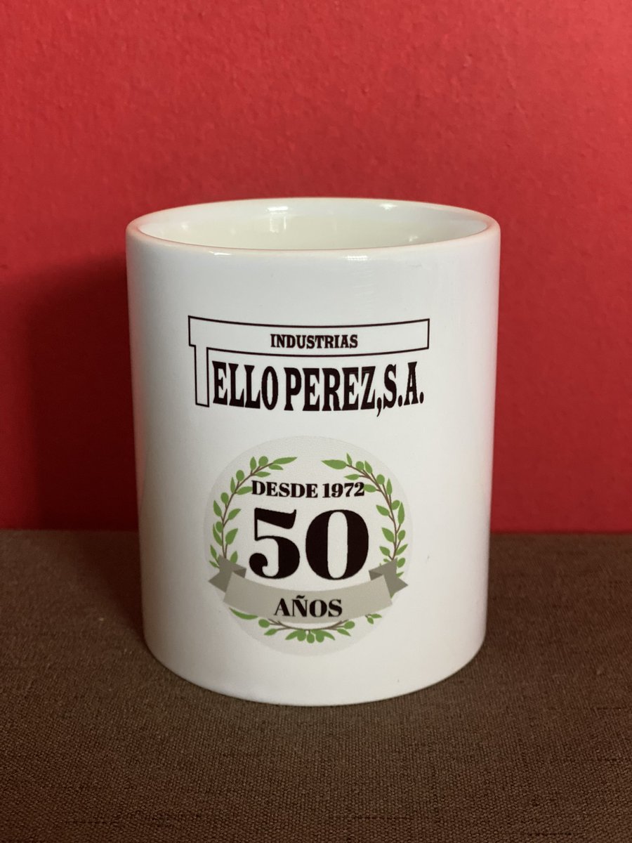 diana5245's tweet photo. Hoy tengo el pecho hinchado de orgullo porque hoy Industrias Tello Pérez, la empresa que fundó mi padre cumple 50 años ininterrumpidos brindando siempre lo mejor para nuestros clientes. Dios nos ilumine para seguir cada día mejorando https://t.co/O1hpT5Q7hN