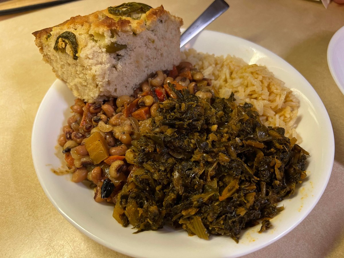 Hoppin’ John ~ or as they call it being served the day after New Year’s, “Skippin’ Jenny” 
 
#Dinner #DinnerTonight #Tonight #WhatIsForDinnerTonight
 
https://t.co/hVWJq8spaA https://t.co/XEdhaVdJe2