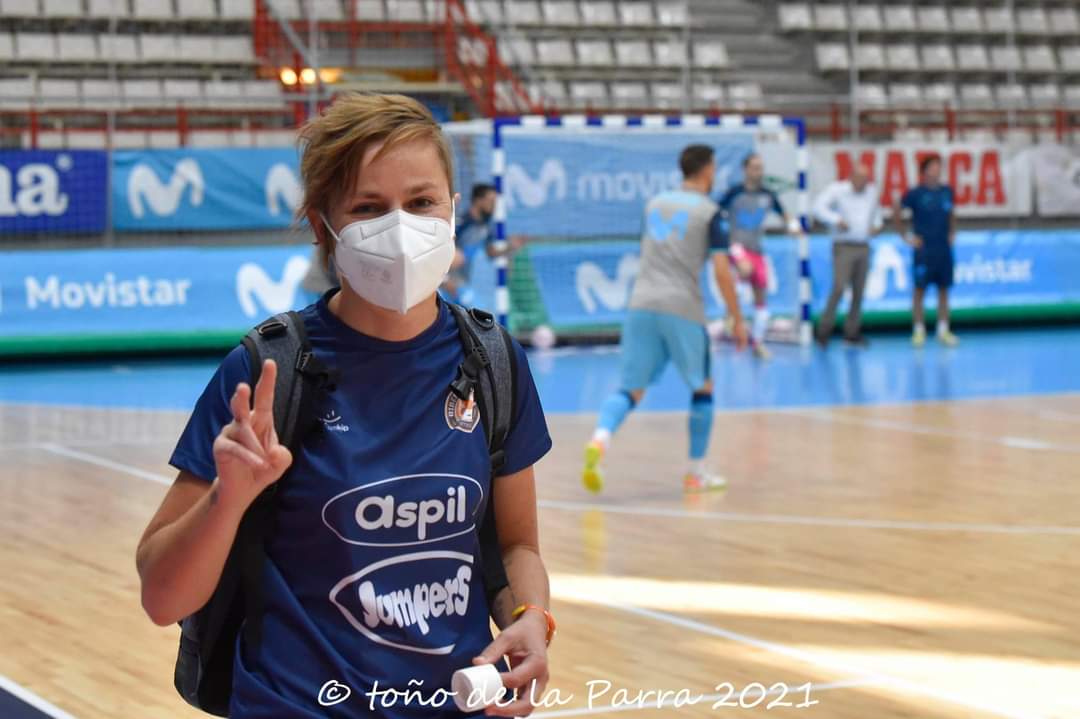 RiberaNavarraFS's tweet photo. 🎂 El de hoy es un día especial para nuestra fisio, @SuperLau007, que cumple 38 años!!

¡¡Muchas felicidades, Lau, que pases un gran día!! https://t.co/Q3lROFS1I8