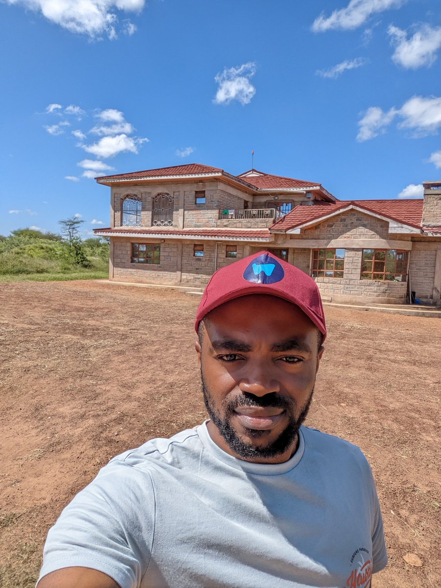docneto's tweet photo. A few days off grid in the Kenyan countryside relaxing and prepping for what will be a hectic and defining year. Enjoyed the experience so much I'm committing to building an eco resort that will welcome visitors and teams within 2 years. Happy new year y'all. https://t.co/xHLLbSwnF3