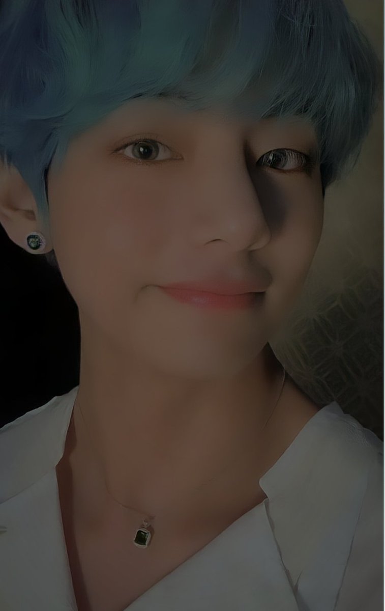 prsvnc's tweet photo. ㅡ its always "ily" but never "ylylylimtylylyliwtytytytint".

#ARSD #ARMYSelcaDay #BTS #thunderbold https://t.co/AEWF8OeFI0