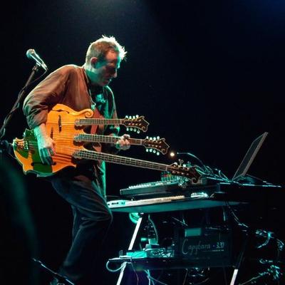 El gran <a href="/J_PJones/">John-Paul Jones</a> , bajista de <a href="/ledzeppelin/">Led Zeppelin</a> cumple hoy 75 añazos, queremos felicitar a uno de los mejores músicos del mundo. A seguir igual. 
🎂¡Felicidades!🎂
#RockFMérides