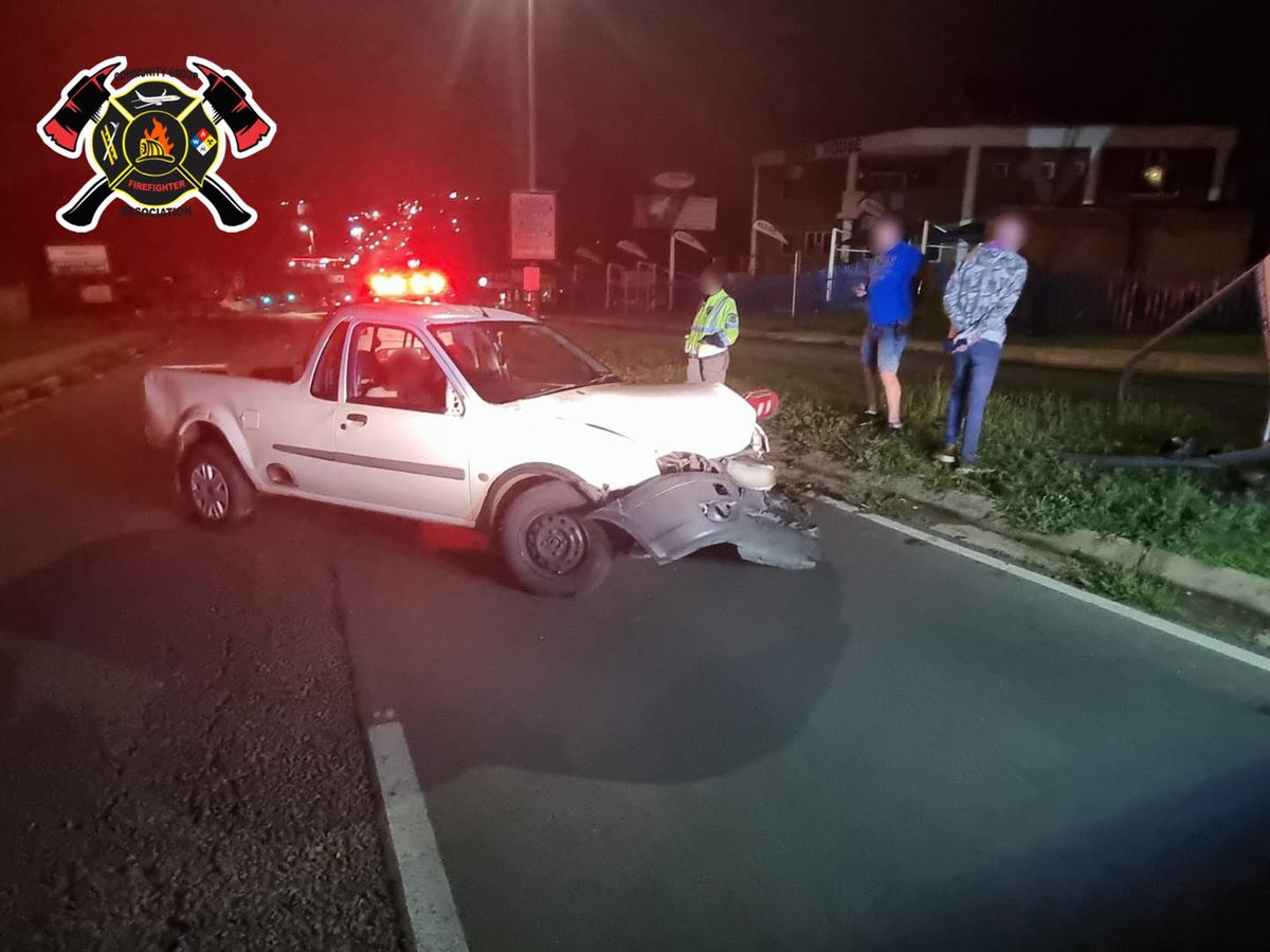 _ArriveAlive's tweet photo. Two-vehicle collision in Johannesburg https://t.co/7Iu8ZA3iwD
#ArriveAlive #Collision #CGFA https://t.co/sroI8iFBoI