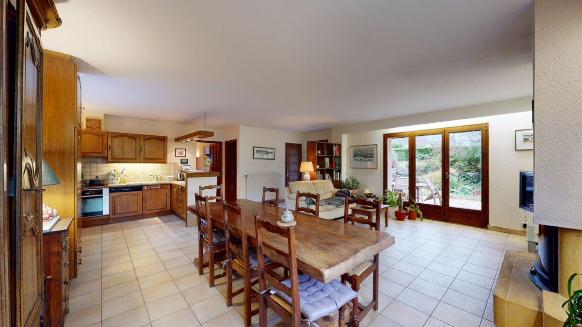 MarcVernierImmo's tweet photo. [A VENDRE] - Maison 6 p 130 m² #Chemaudin. Détails, visite virtuelle 360° 👉 https://t.co/DL0XoevE9t. 

Marc Vernier Immobilier
☎️ 0381579549 / 0679723010
📧 marc.vernier@mv-immobilier.fr
🌐 https://t.co/Kw3MQtege4
🍀 Partenaire
@BoosteurBonheur
 
#Besancon #Doubs #franchecomte https://t.co/P7jhlX01qS