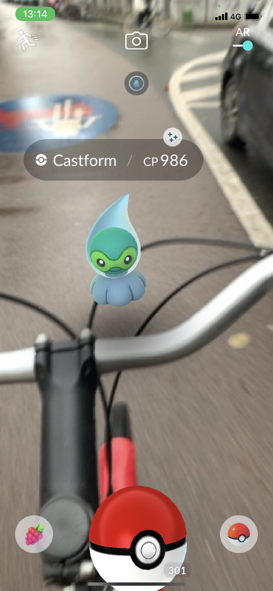 Jeroen026PoGo's tweet image. YOOOOOOO ✨SHINY RAINY CASTFORM✨ 😍

#PokemonGo #shiny #castform #rainy