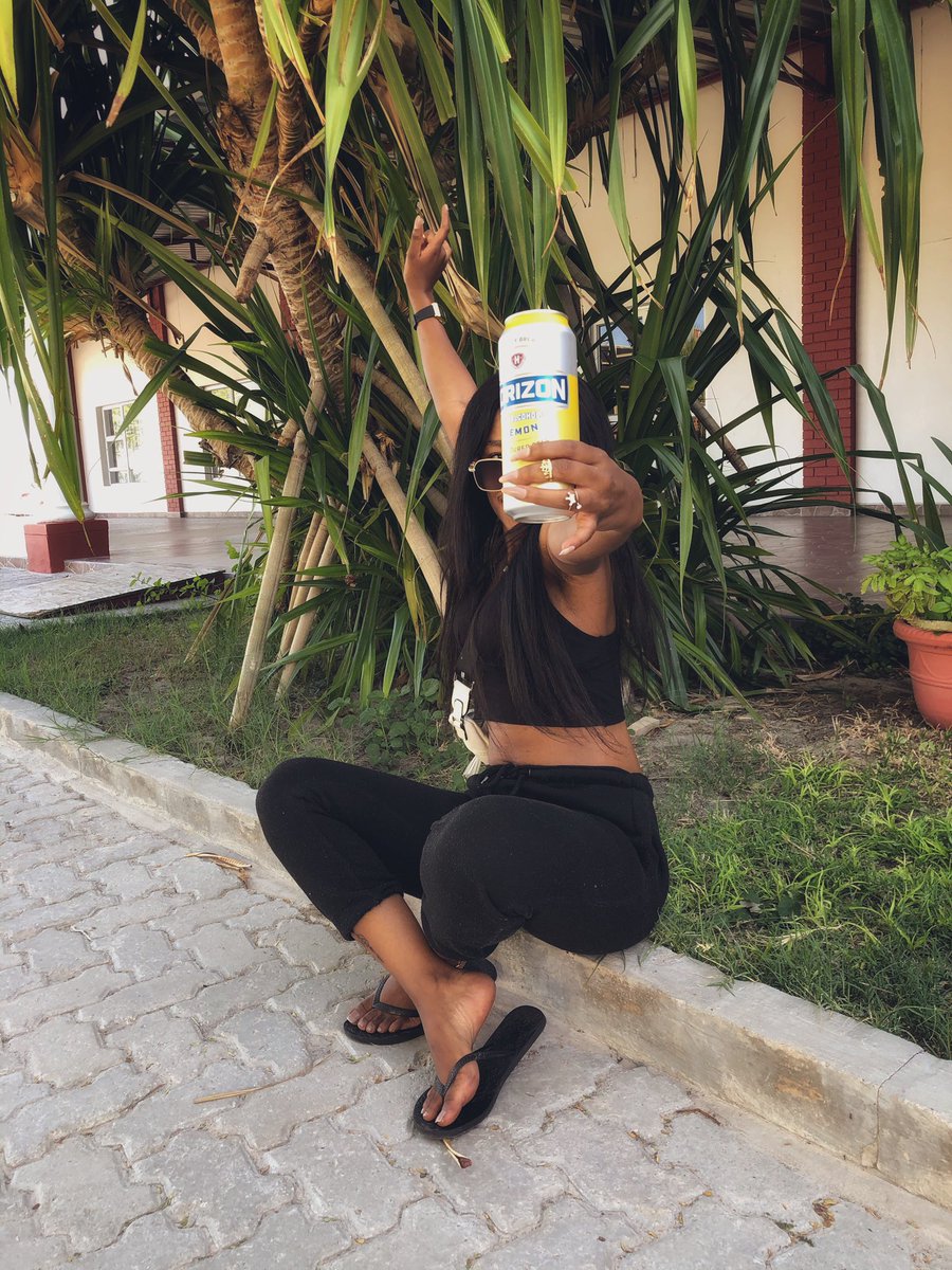 NVLO__'s tweet photo. 2022 mood board ππ, happy new chapter everyone β€οΈβ€οΈ
#BrewedFor24seven #BrewedForSummer #24sevenBeer
@Horizon_nam https://t.co/d7jEeC7Rqu