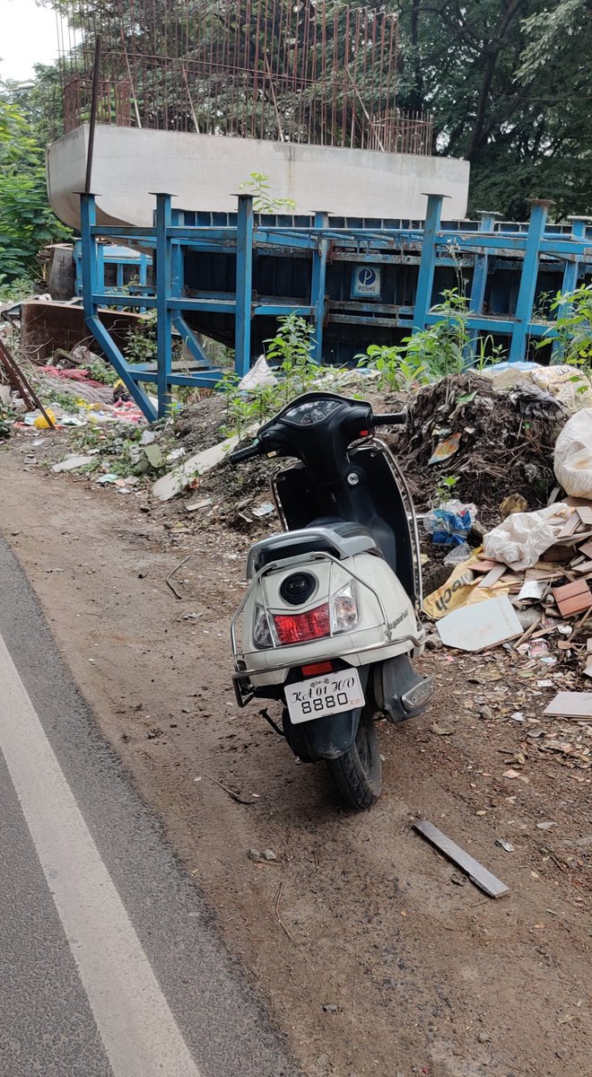 reddyboss's tweet photo. @blrcitytraffic Dear BTP my vehicle number KA01HU8880. There are 7 violations raised for this vehicle. This vehicle is used by my father is Honda aviator and he has never traveled to these areas...please find the images from the btp website attached wrongly fined. https://t.co/EzVbWDHZcl
