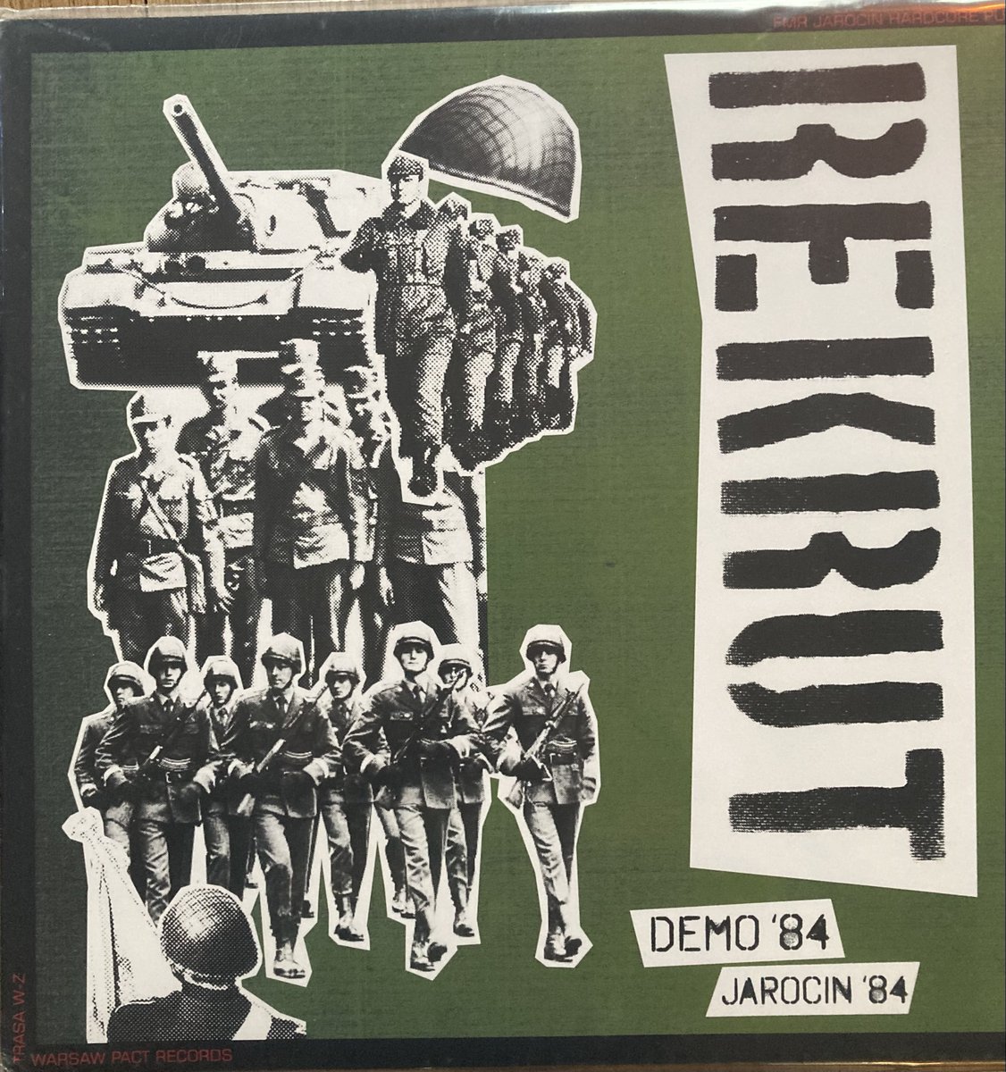 dominikpanek's tweet image. Pierwsza w tym roku paczka przyszła od #RefuseRecords 8-)  
#Rekrut #punk #oldpunxneverdie #vinylcollection