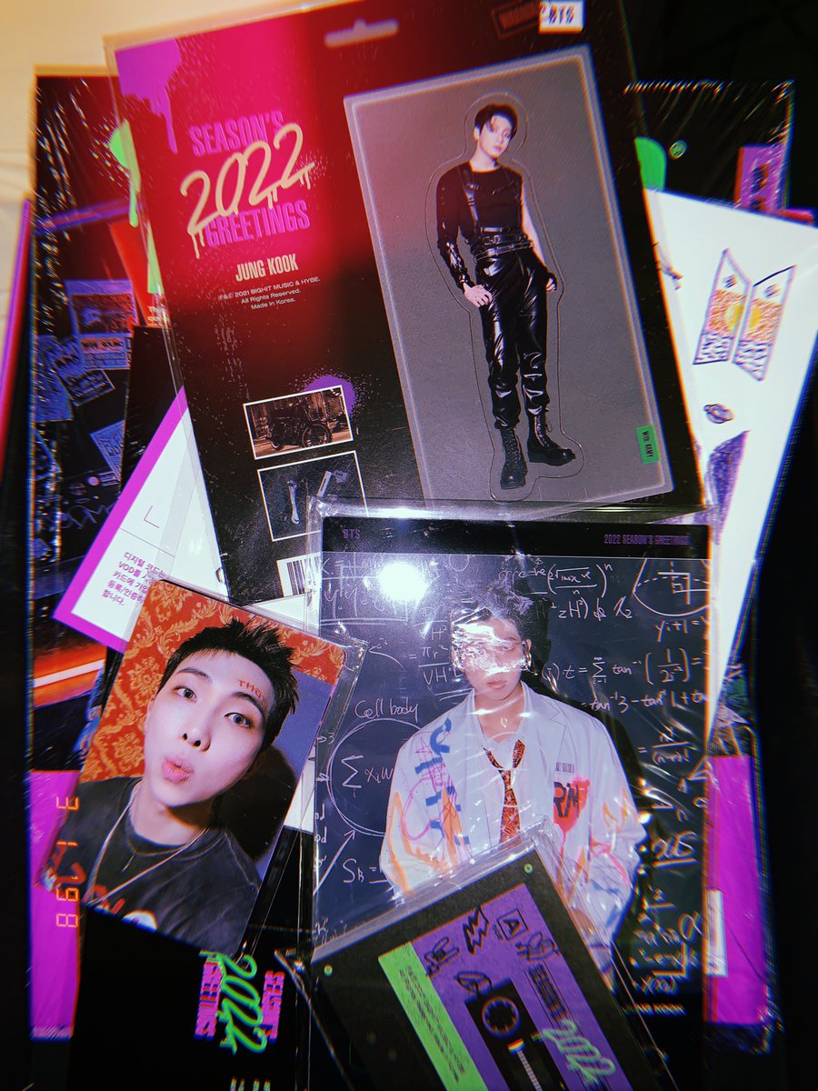 junekookie_'s tweet photo. Thank you so much @dalgigom_go for this GO!! Always the best 💜 and look Jaykay came homeeeee 💜💜💜 https://t.co/Tyu33AjvoA