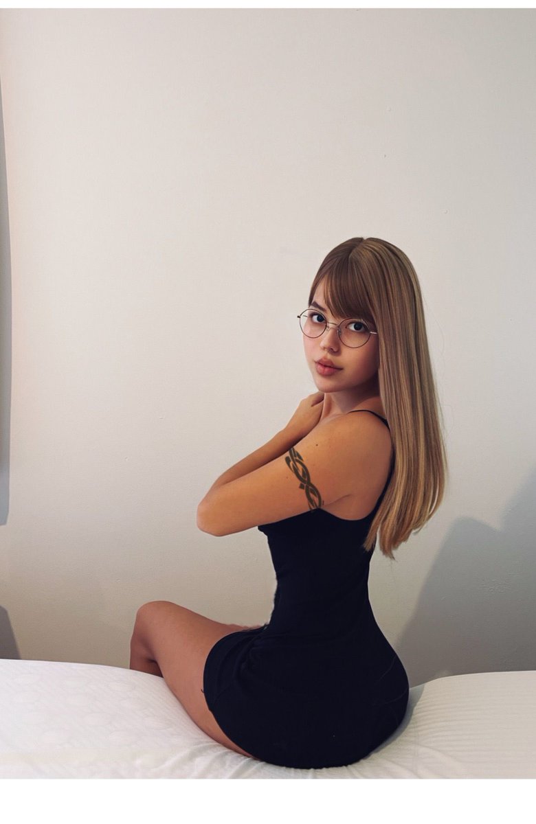 Val21naughty's tweet photo. https://t.co/b8XVJiqcdk

#BABELICIOUS #hottie #onlyfansgirls #onlyfanschicas https://t.co/xdL7AwRPYa