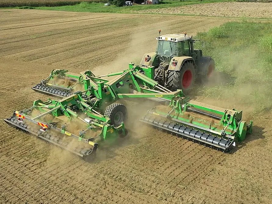 AgriInnovation's tweet photo. DID YOU KNOW Valentini's range of Power Harrows, Rotavators & Stone Buriers go up to 12m? Heavy Duty machines & performance to match exclusively distributed by AMIA in UK ๐ฌ๐ง & Ireland ๐ฎ๐ช https://t.co/26wDWJIm0c
#powerharrows #Rotavators #stoneburiers #farm365 #Farm #agriculture https://t.co/2roxCQEfVc