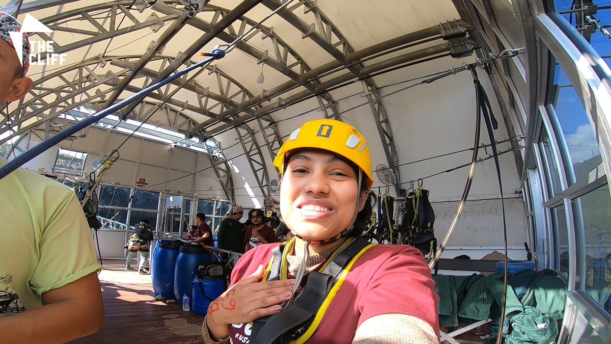 hello_kabu's tweet photo. Finally did it and conquered my biggest fear ever. From this day forward now I'm on my way to take over more unease.
#KushmaBungee
#WorldSecondHighest
#Newyear #Selftreat #Jan1 https://t.co/eURxJmyfAC