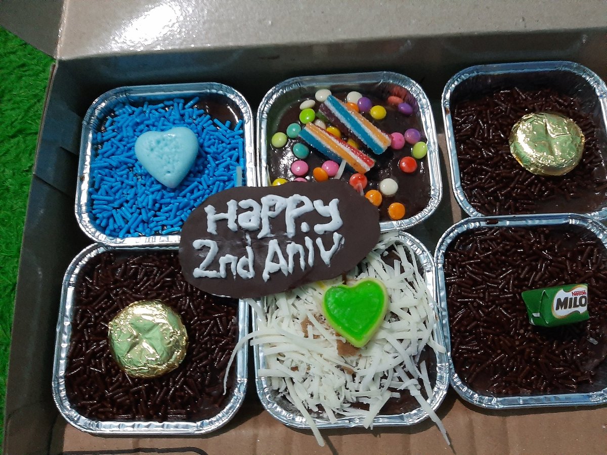tinzy_'s tweet photo. Anniv yaa... apa aniv 🤣🤣
Selalu bismillah ... untuk tetap mendekat pada Nya.. untuk keberkahan, keselamatan dan kebahagiaan keluarga kita dunia akhirat .. @mberohhh 💝 https://t.co/G4YkPkldgC