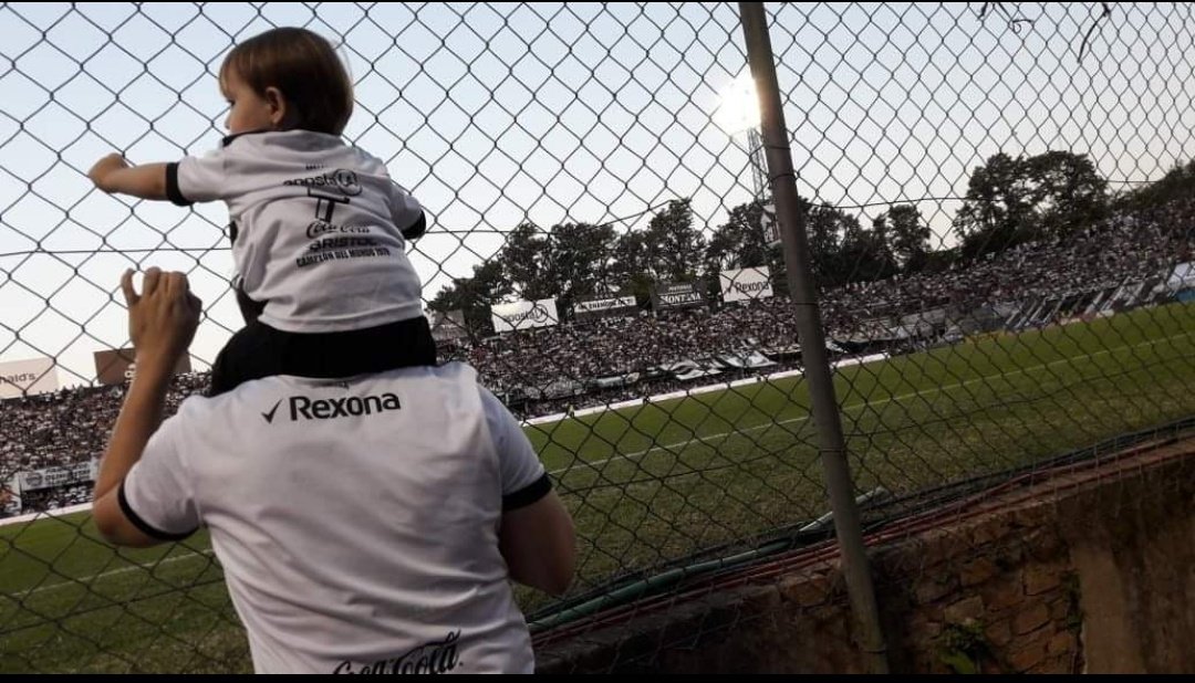 guid0_py's tweet image. ese video me quitó unas lágrimas... no veo la hora de volver, juntos!
