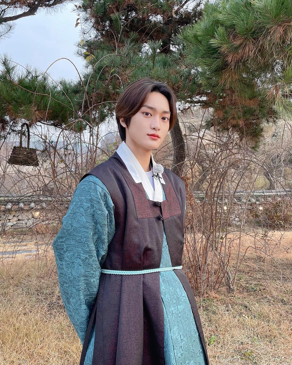 CRAVITY_GLOBAL's tweet photo. [PHOTO] 220103 #CRAVITY Instagram Update #4 ✨

[#C_LOUD]
CRAVITY PARK (크래비티 파크) EP.51-52
⠀
새해를 맞이하는 호랑비티🐯
⠀
#CRAVITY #크래비티
#형준 #세림 #우빈
#CRAVITY_PARK #크래비티파크
@CRAVITYstarship @CRAVITY_twt https://t.co/ngTLaLcMLo