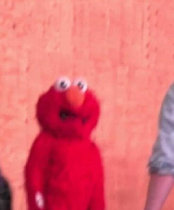 crossingsluna's tweet photo. me, chilling peacefully in my animal crossing house when a villager randomly barges in demanding to play games https://t.co/TyxllXZMBK