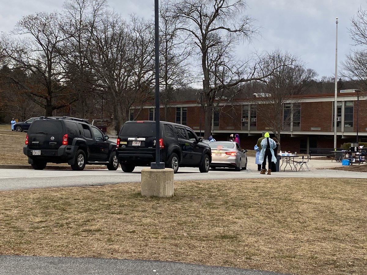 Drlindadwight's tweet photo. Please come test until 10 AM. https://t.co/Sgr5Y9Gih0