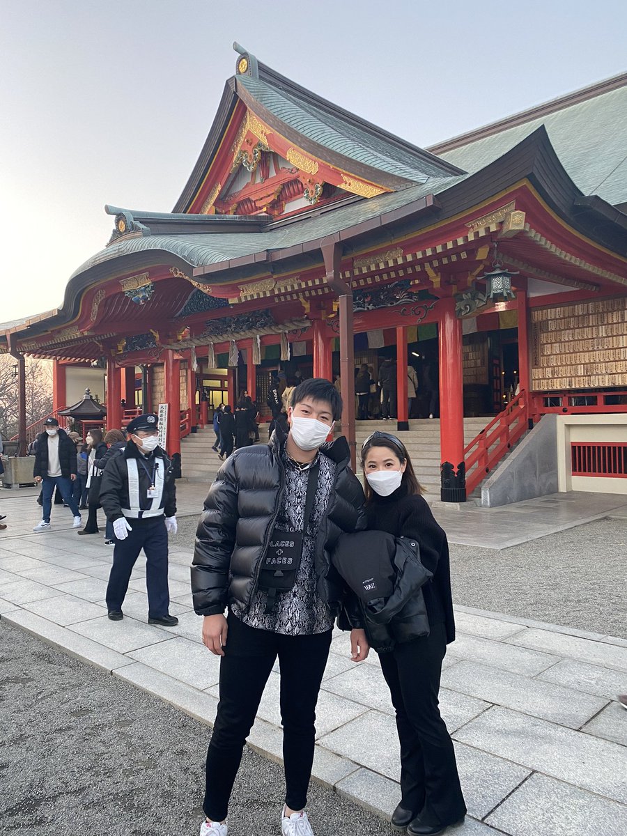 ShoyaSh's tweet photo. 年越し旅行もいけてよかった😆👍
今年もよろしく👊 https://t.co/tXNRoKVWMu