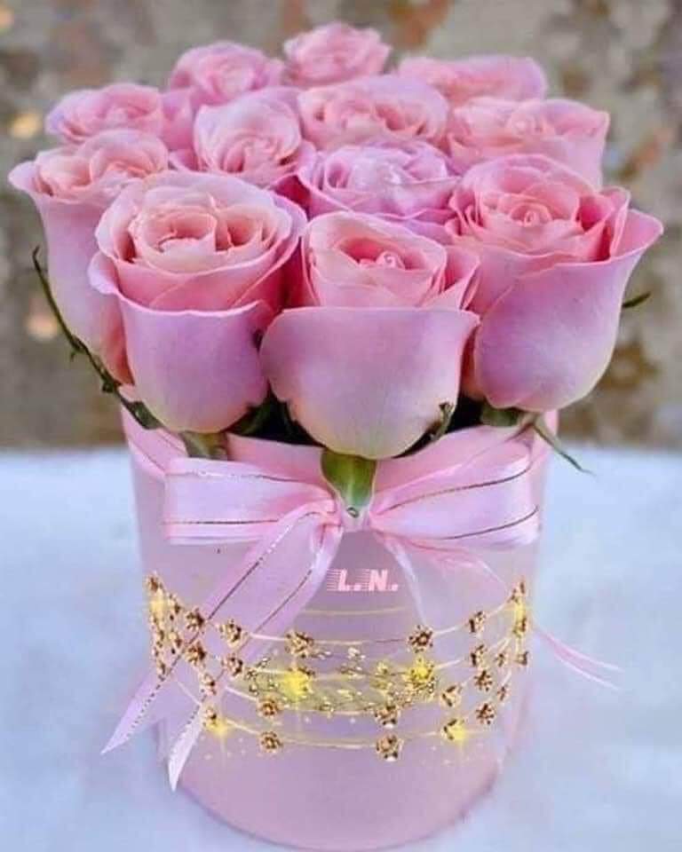 Love is intense and  sincere feelings never love halfway, or all or nothing...😍🤗😘