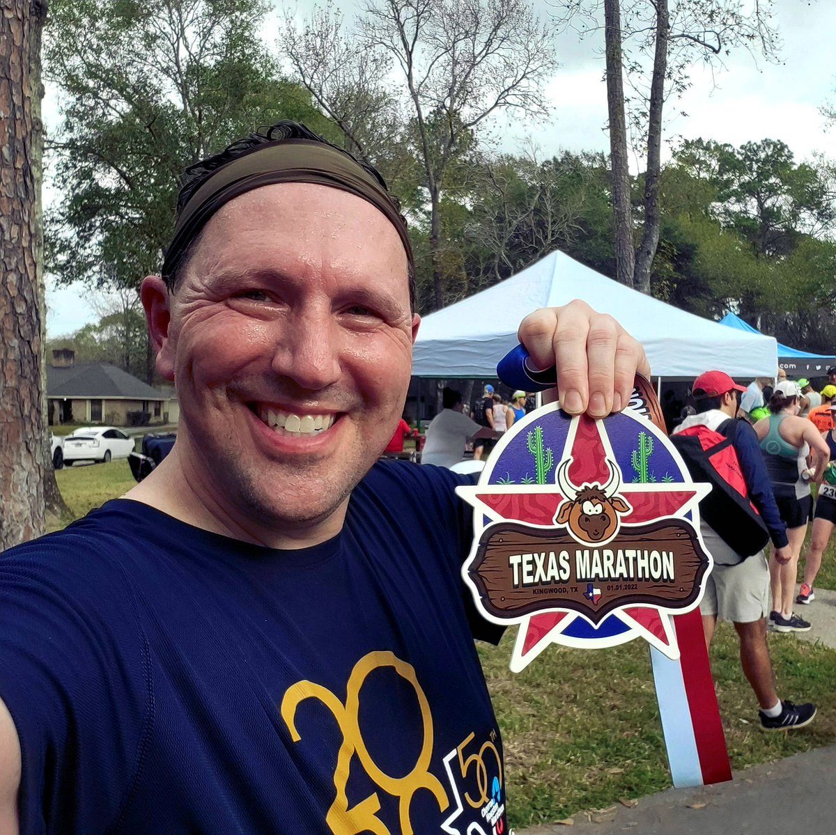 jeffdfrey's tweet photo. How did you start off the morning of January 1, 2022? Me? I'm a little sore.
#running #runningmotivation #runhoutogether #texasmarathon #marathon #training #goals #motivation #happynewyear #2022 #furtherfaster #houston #race #inspiration #medal #racemedal #finisher #resolutions https://t.co/BeSQW9VHrq