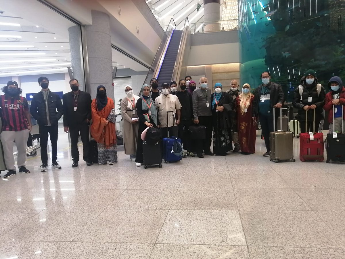 Our DST guests checking at Madinah Almunawarrah and all ready to start their #Umrah experience Alhamdulillah. Book now and journey with us to complete the rites of #Umrah dstworldtravel.com/umrah2022/ #DST #Umrah2021 #DecemberUmrah #Umrah2022 #Saudi #Islam #muslim #muslimah #bismillah