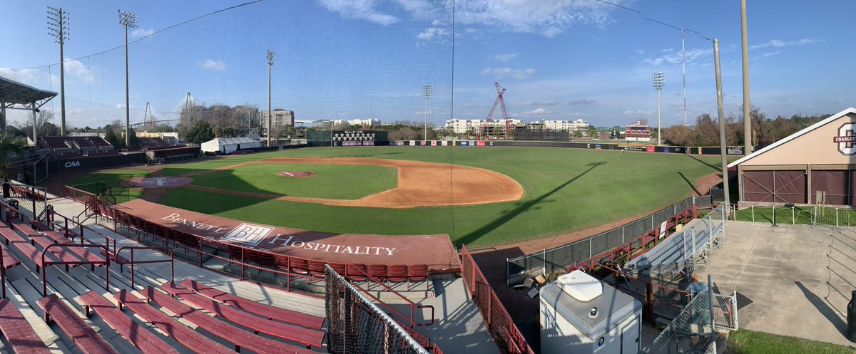 cholbrook2's tweet photo. Our field is in great condition and the weather has been incredible.  Anxious for our players to get back in town this week.  Going to be a fun season! @CofCBaseball https://t.co/9UkqsyUFSS