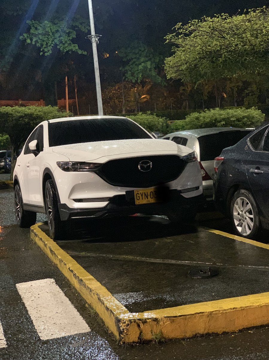 LilaPalaciosCol's tweet photo. #QueEsteAñoCambie la imprudencia, no se trata de ser el más “vivo” @WRadioColombia @jsanchezcristo https://t.co/q5L4A1AEPo